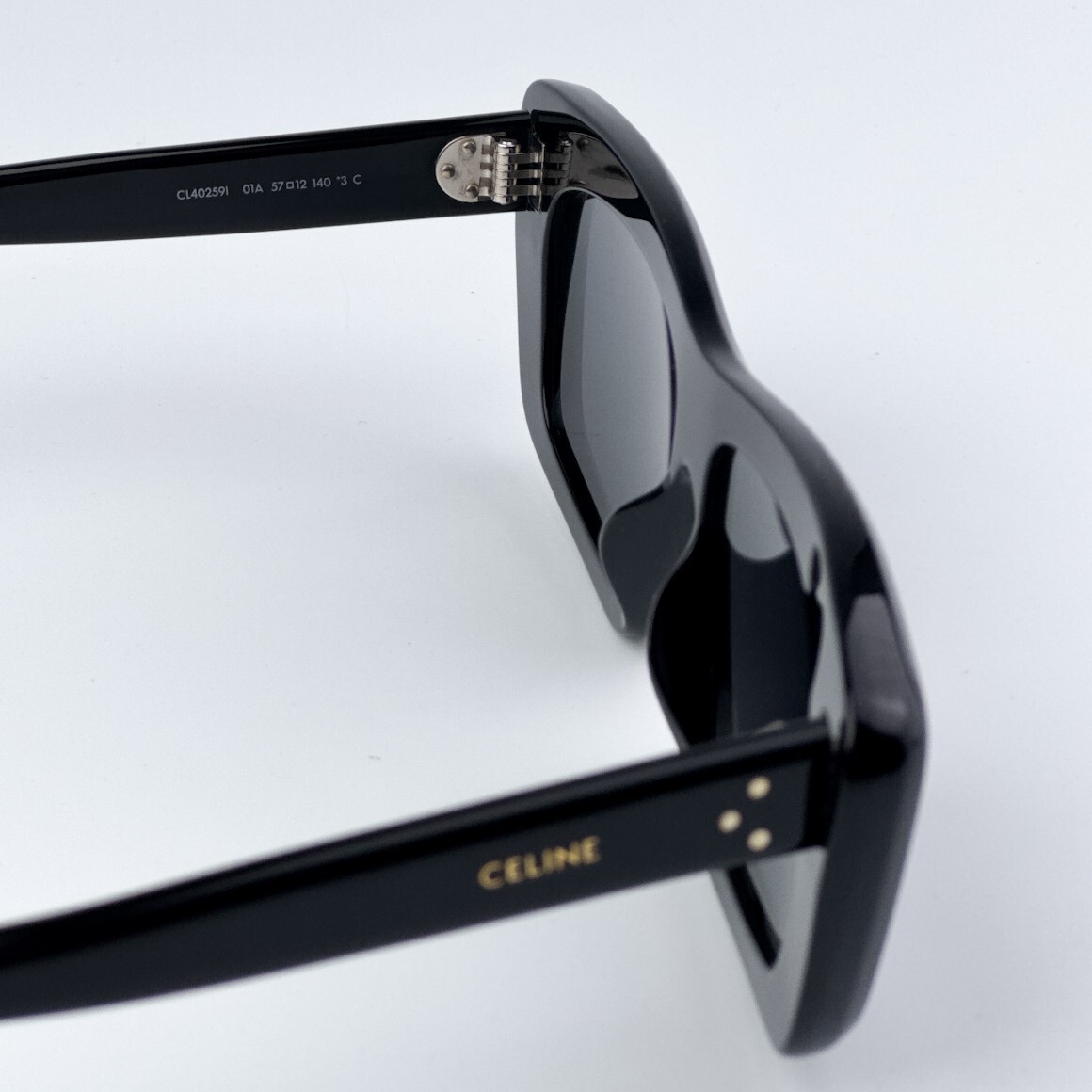 Pre-owned Celine Cl40259i 01a Black Black Rectangle Unisex Sunglasses Cl 40259i