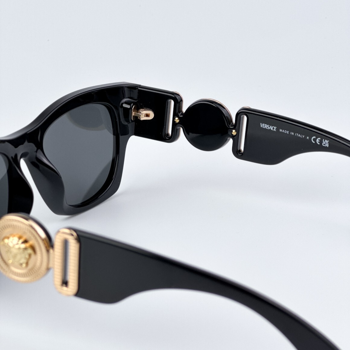 Pre-owned Versace Ve4479u Gb1/87 Black Dark Grey Square Women Sunglasses In Gray