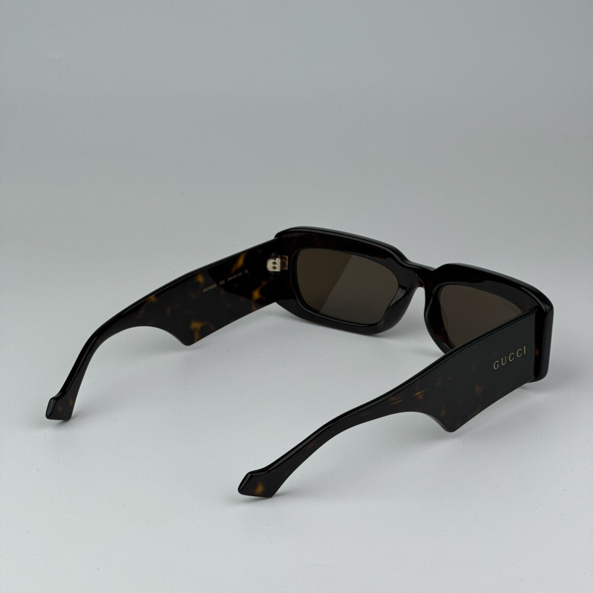 Pre-owned Gucci Gg1426s 002 Dark Havana Brown Unisex Rectangle Sunglasses Gg 1426s