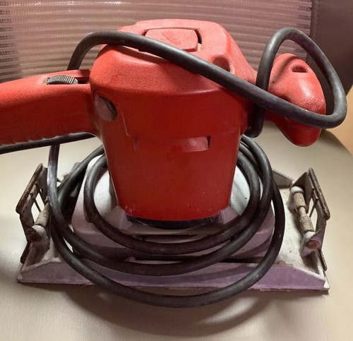 Milwaukee Orbital Sander Model 6010 - In Good Working Condition ! Please See Pic