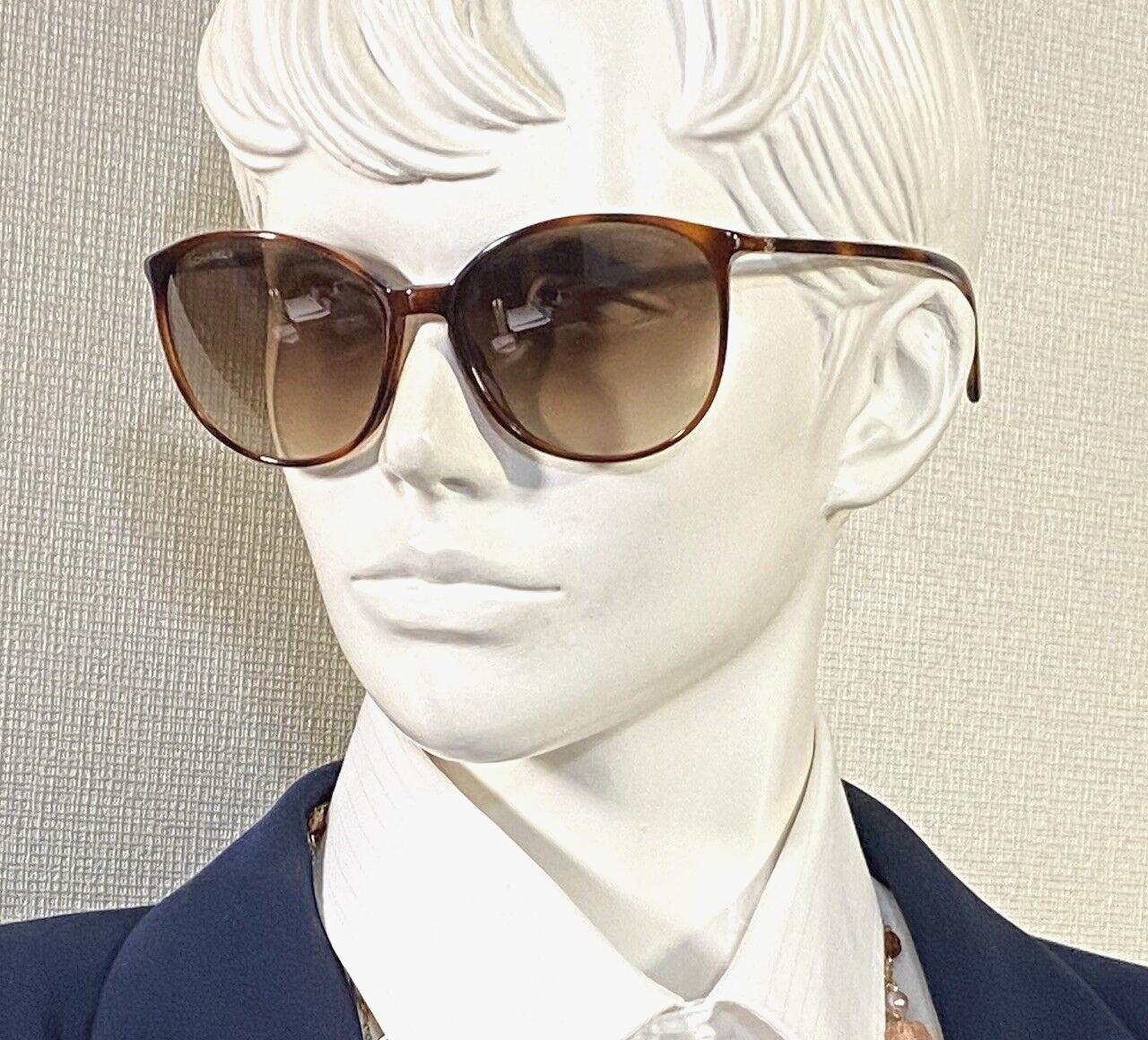Authentic Chanel Sunglasses Vintage Brown Gold CC Logo 