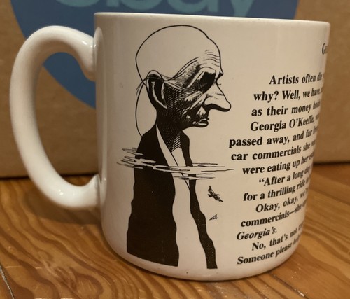 Largely Literary Georgia O'Keeffe スウェット Largely Literary Designs Coffee Mug - GEORGIA O'KEEFFE- 1992