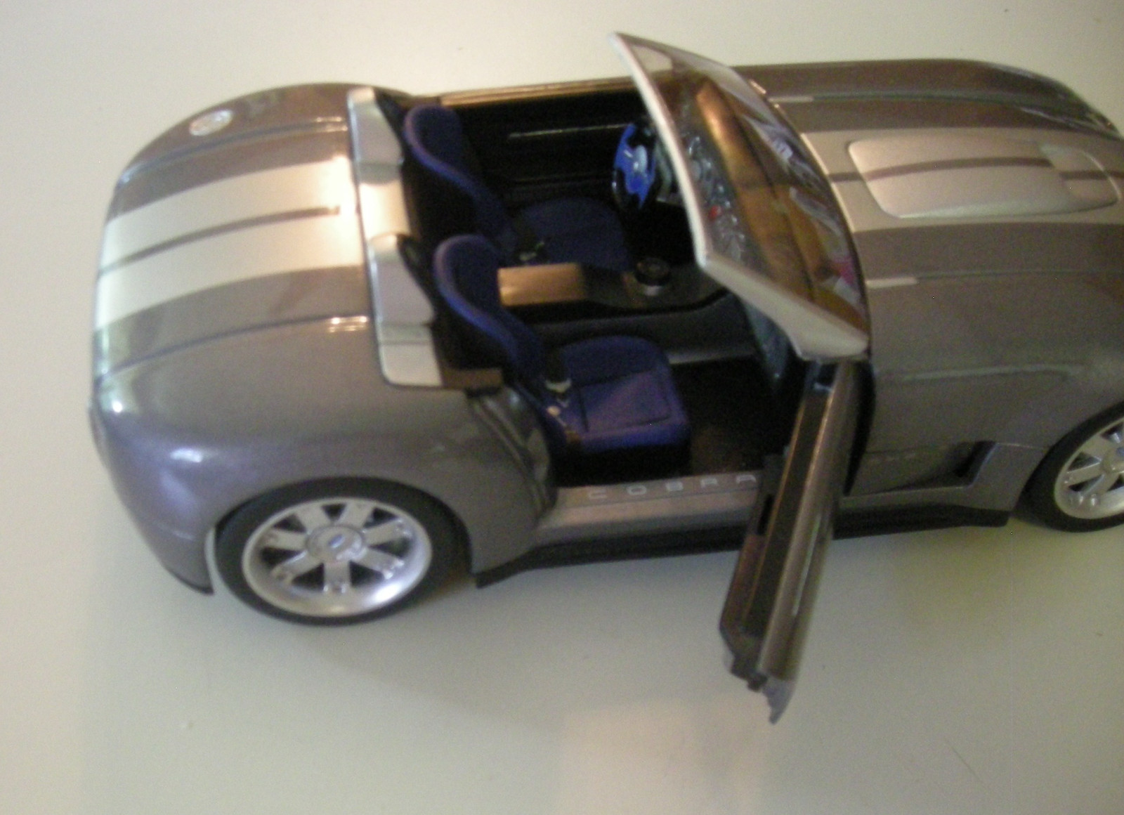 Ford Shelby Concept Car by Hot Wheels Silver 1:18 Ex Cond