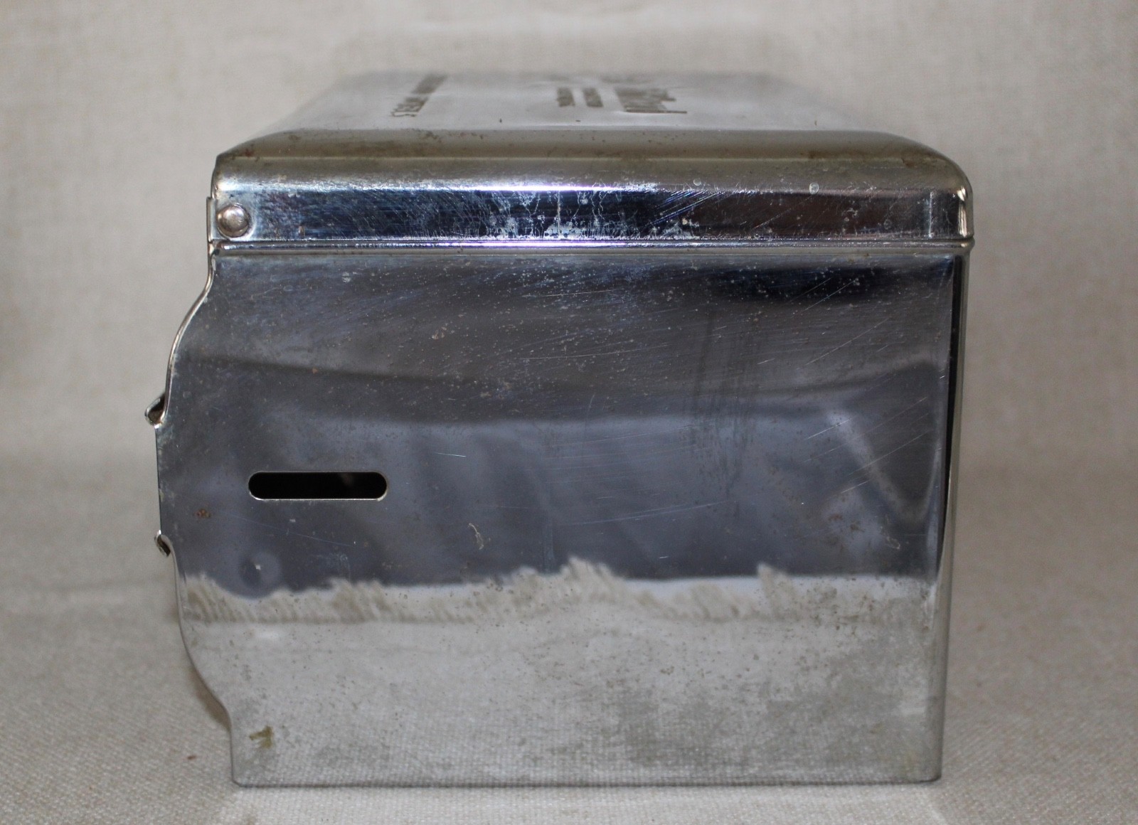 Vintage 70s FORT HOWARD PAPER SINGLE FOLD CABINET w/key SINGLE TOWEL BATHROOM