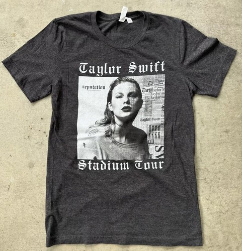 TAYLOR SWIFT 2018 Reputation Stadium Concert Tour STAFF ONLY