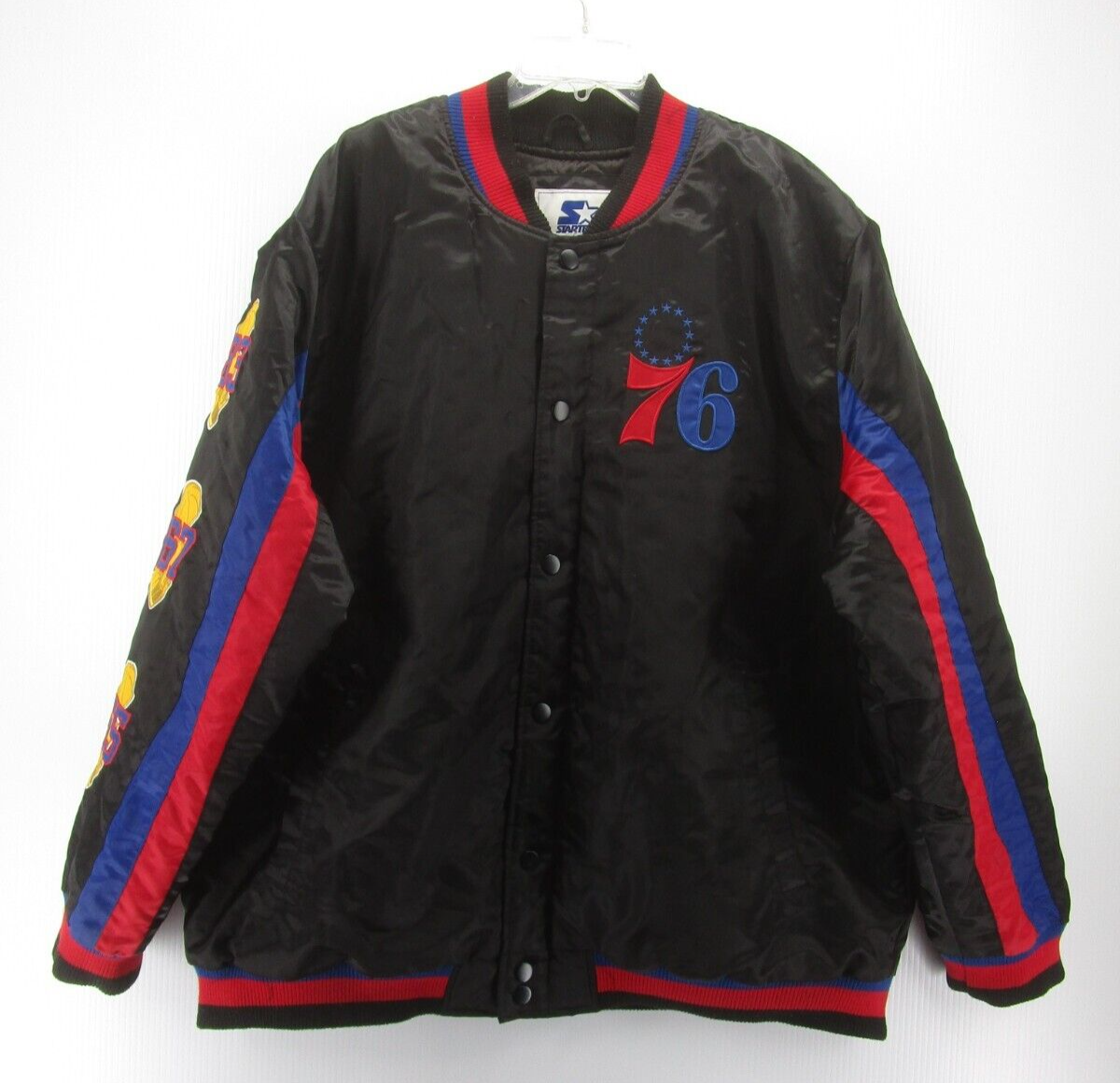 NBA Sixers 黒 ナイロンジャケット NBA Sixers 黒 ナイロンジャケット