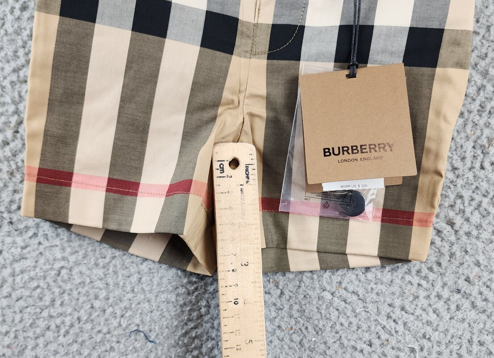 Burberry Royston Checked Stretch Shorts Baby Boys 12M Beige Multi Button Front - Picture 8 of 12