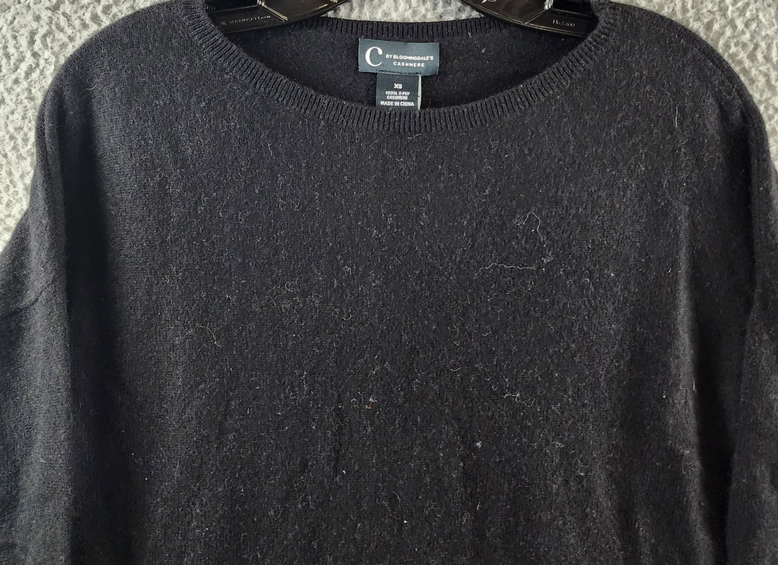 C by Bloomingdale's Cashmere Boat Neck Side Slit Asymmetrical Sweater Women's XS - Picture 2 of 12