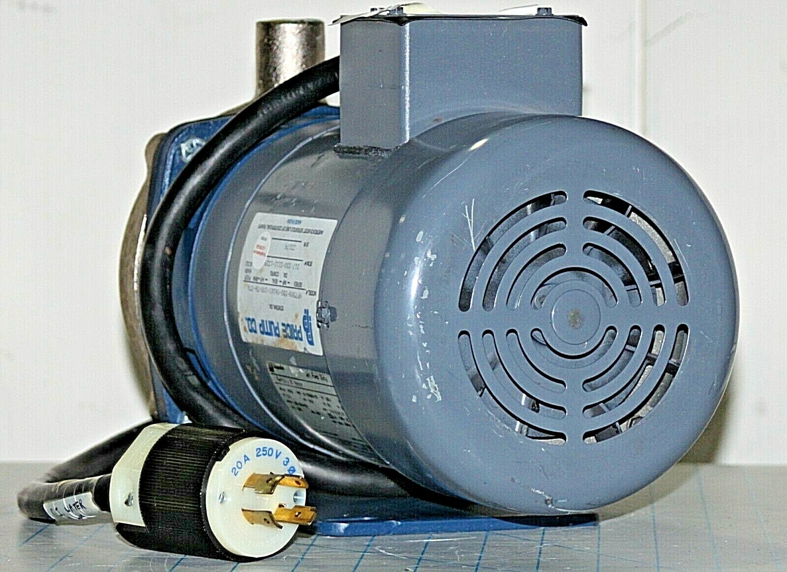 PUMP Pro ホワイト Amazon.com: Exmark 109-8408 21CC Right Hand Pump Kit with