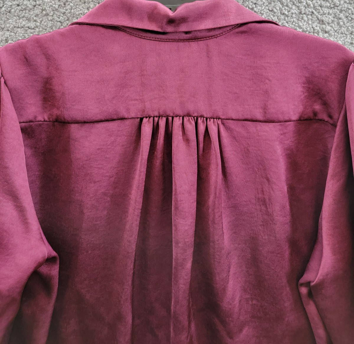 Karen Kane Shirred Blouse Women's L Wine Solid Collared Long Sleeve Button Front - Picture 11 of 16