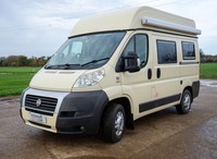 East Nuek Fifer Touer - High quality compact 2 berth camper with Toilet. 4 Belts