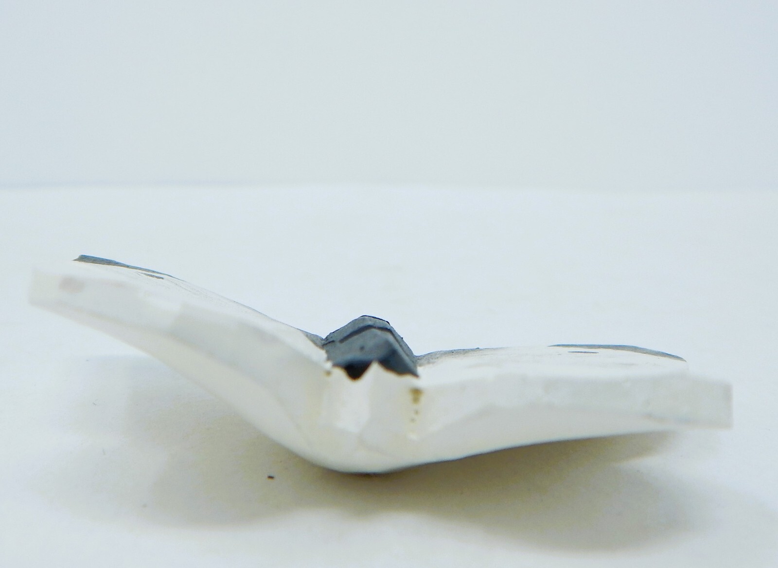 White Butterfly Figurine Statue Small Wood Wall Art Sculpture Decor Carved Mini