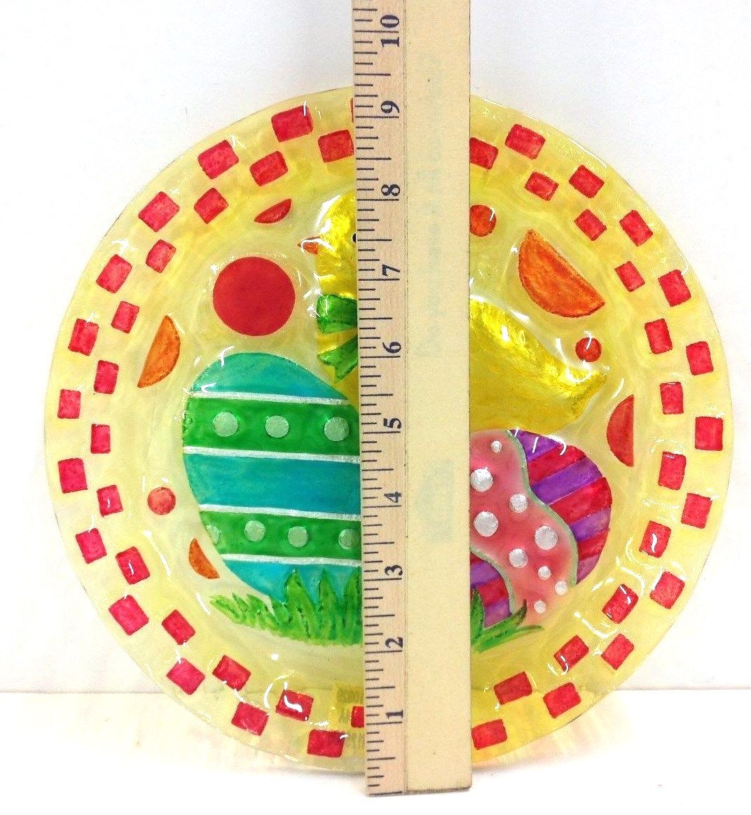 Decorative Round Glass Baby Chick/Egg Plate. 9.5