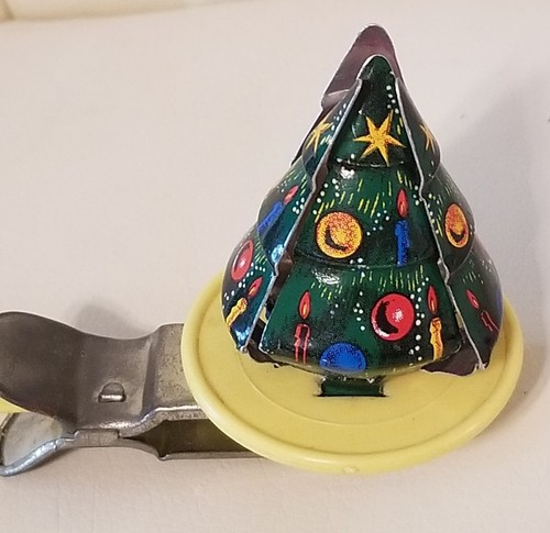 Rare Vintage 1950s Spinning Christmas Tree/Santa tin toy collectible Japan made