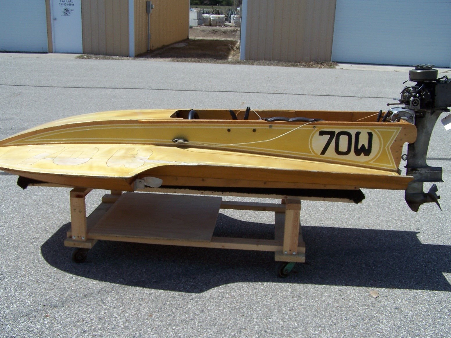 1950's HEDLUND 70 - W A.P.B.A. HYDROPLANE BOAT WITH MOTOR.
