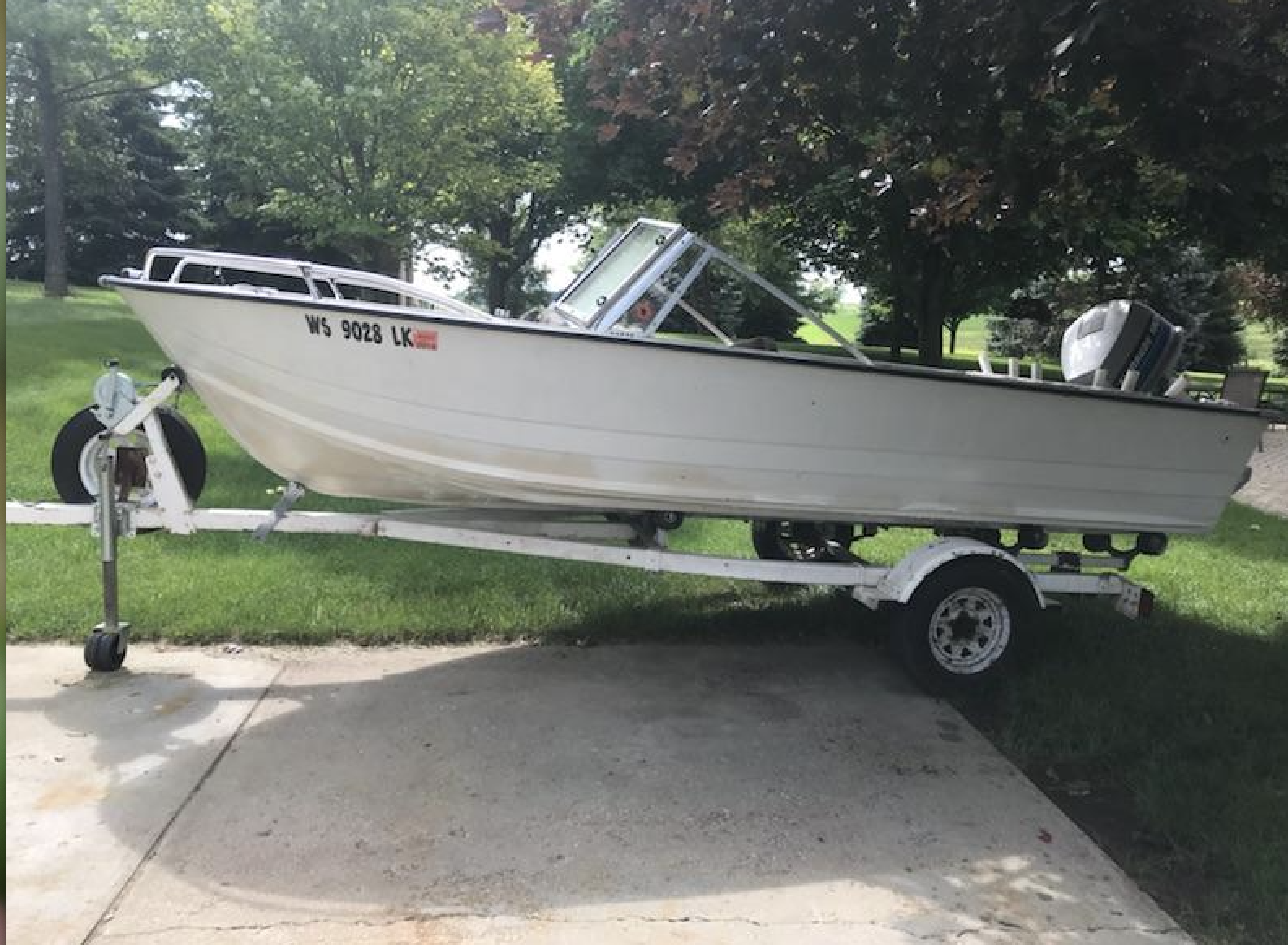 1981 Star Powerboat w Trailer & Motor, Mayville WI | No Fees & No Reserve