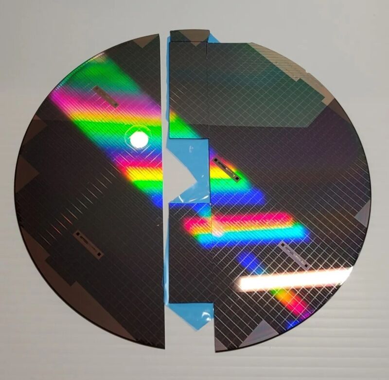 8" SILICON WAFER 200mm Engineering Test Sample Photolithography Sliced 5 PCS A-2