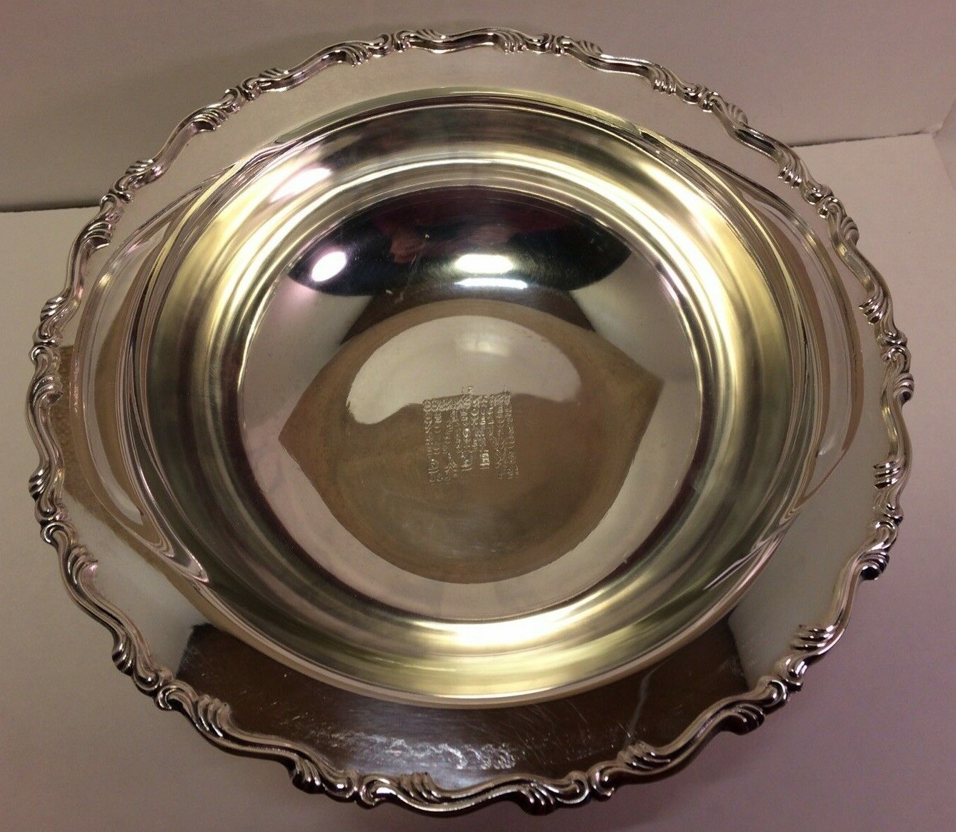 ONEIDA Silver Plate Casserole Server 3 Footed Lid Cover Pyrex Glass Insert, 3 pc