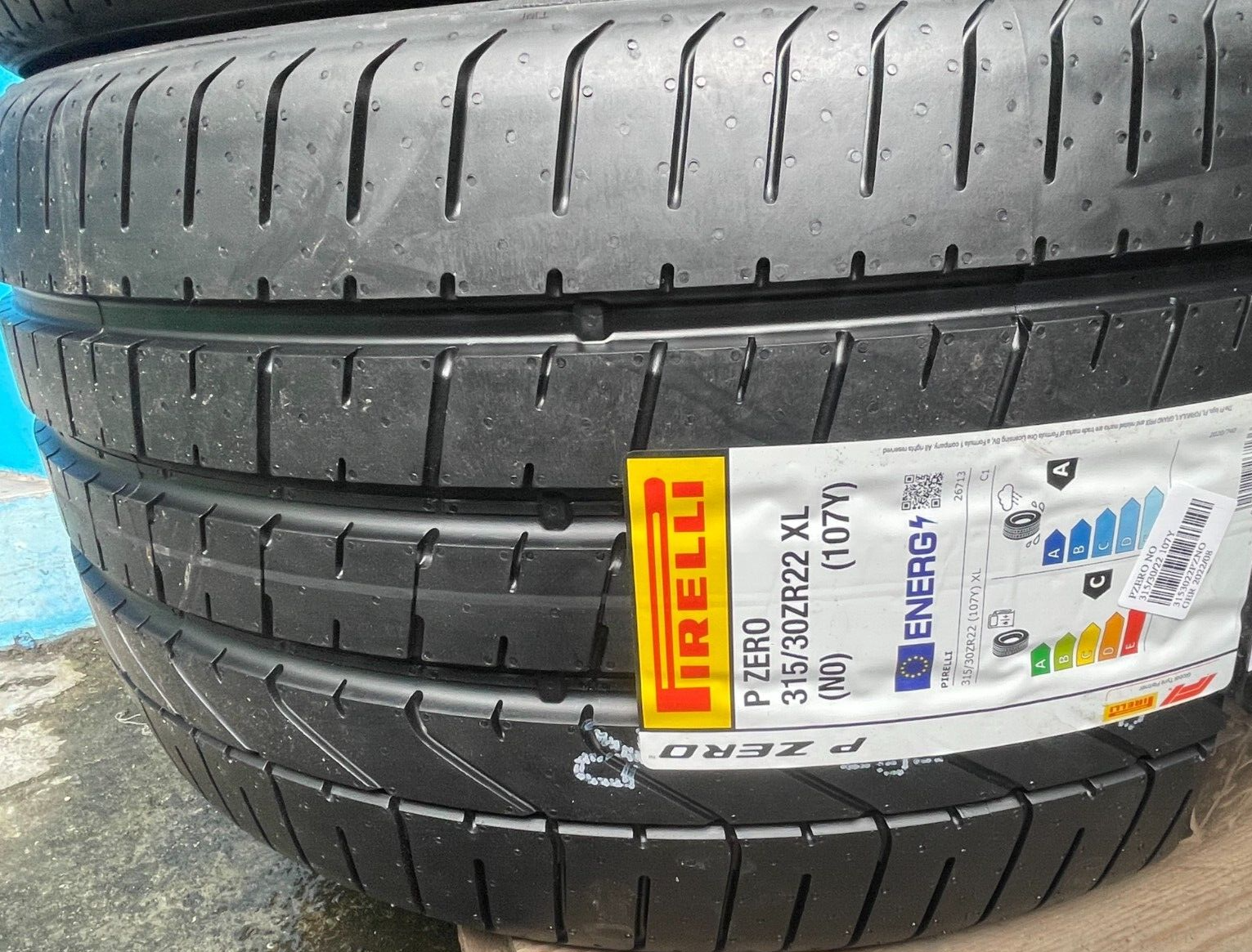 バリ山! ポルシェ承認 PIRELLI P-ZERO 315/35r21 2本組 Amazon.com: Pirelli P Zero 315/35ZR21 111Y Passenger Tire