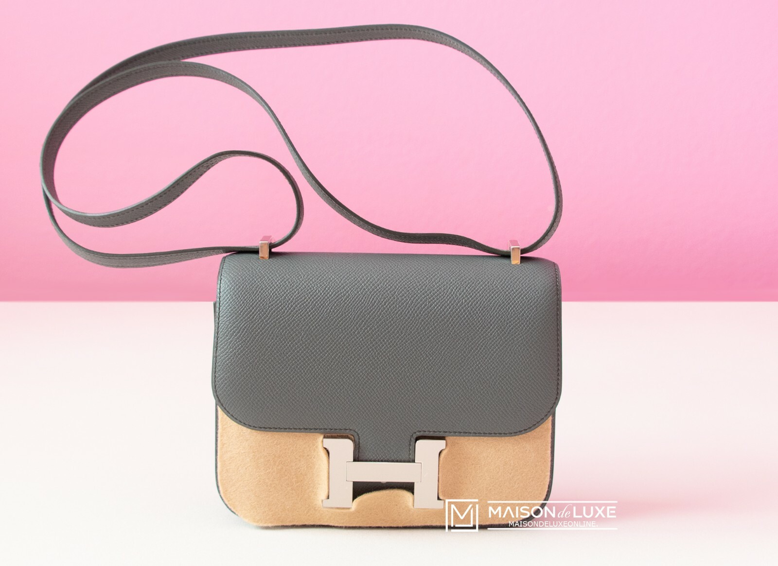 Constance 19 hermes sale