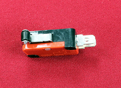 1x New Momentary Limit Micro Switch V-155-1C25 SPDT Snap Action Switch Roller 