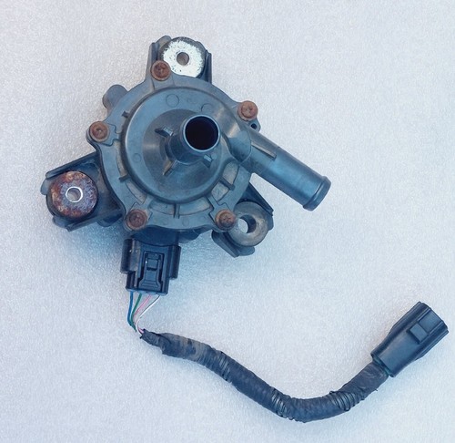 2010-2011 Toyota Prius Inverter Water Pump G9040-48020 OEM AK2102107
