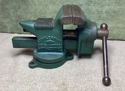 VTG. LITTLESTON NO.140 4  SWIVEL BASE BENCH VISE