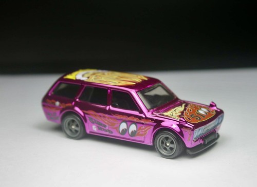ミニカー Hotwheels Datsun 510 wagon moon custom Hot Wheels 2019 Japan Convention 71 Datsun Bluebird 510