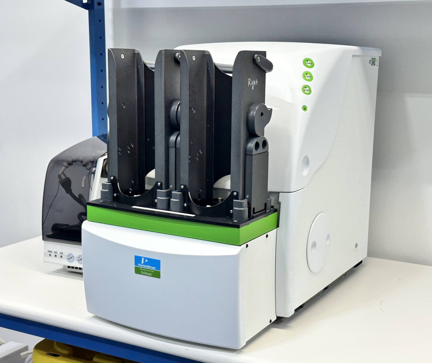 のり ELMER PerkinElmer EnVision Multilabel Plate Reader – Model 2104-0010