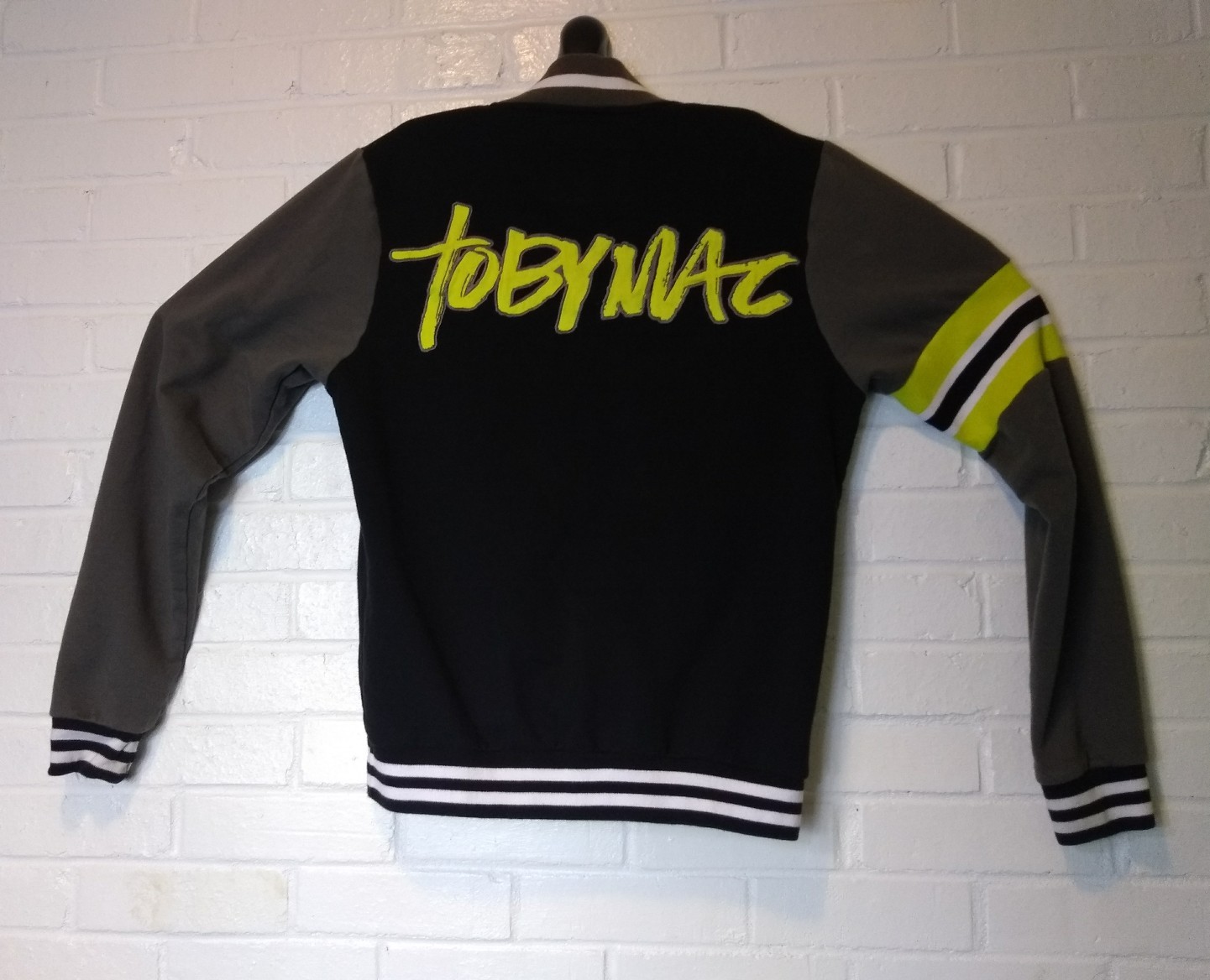 Toby Mac Jacket Snap Front Varsity Unisex Size S Long Sleeve TM             (C4)