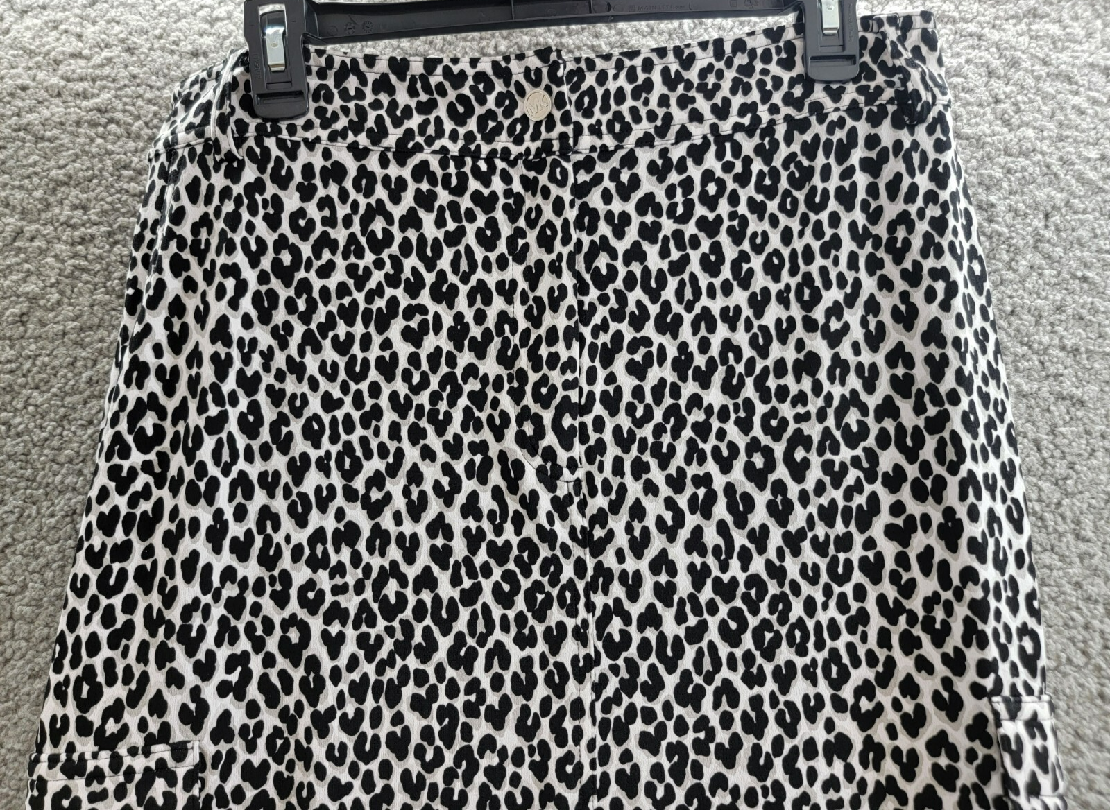 MICHAEL Michael Kors Animal-Print Utility Slit-Front Skirt Women's L Aluminum - Picture 3 of 17