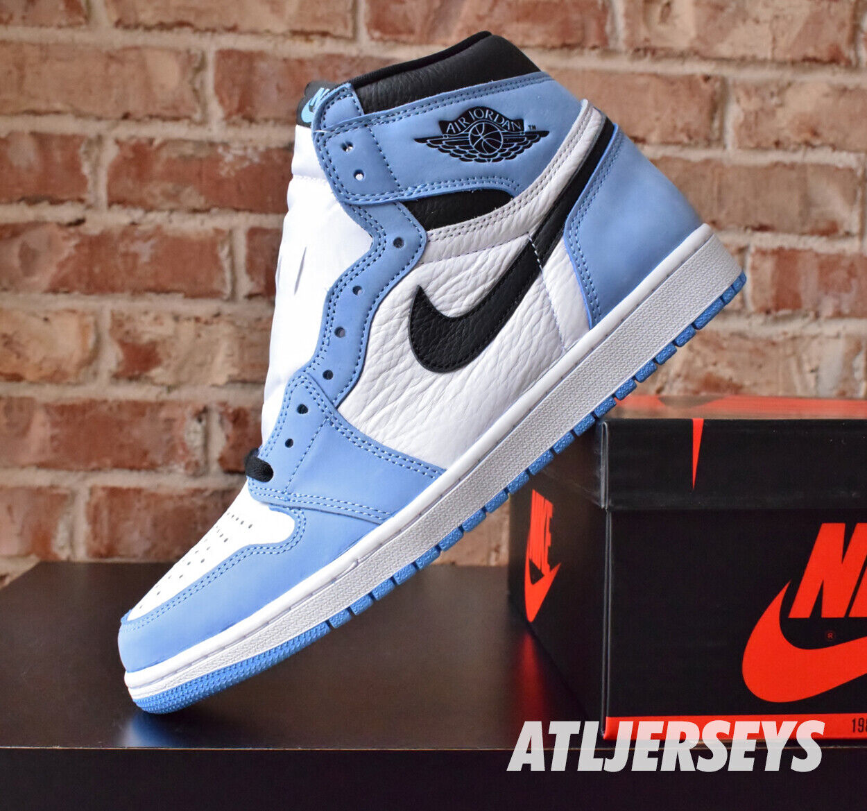 blue jordan 1 men