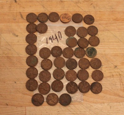 Lot of 330 Pennies From The 1940's & 1950's