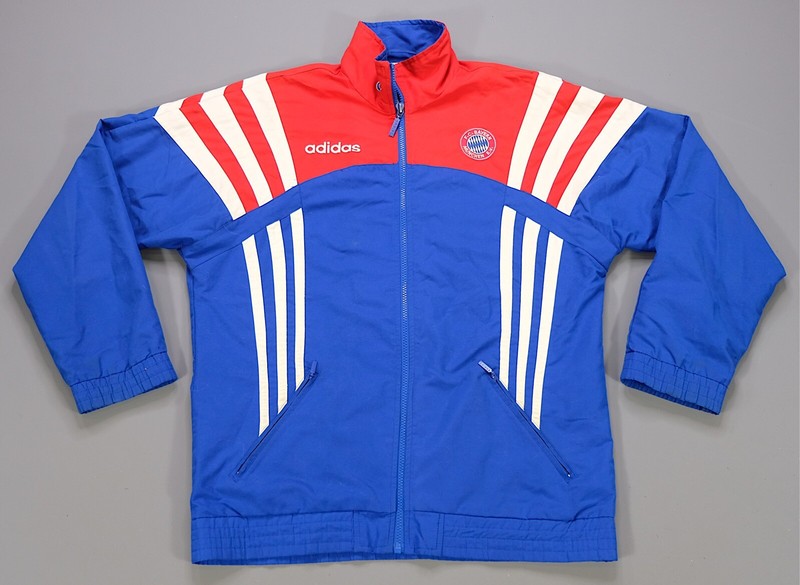 海外並行輸入正規品 1995-96 Munich Bayern ADIDAS VTG Rare Full Striped Zip ジャケット・アウター