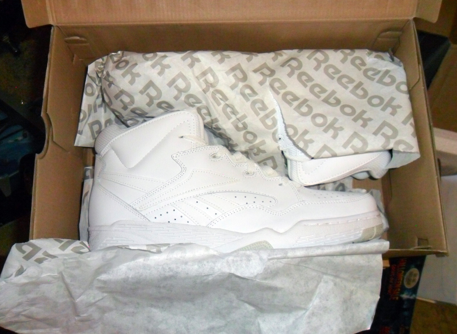 Pre-owned Reebok Old Stock  Bb4600 Mid Basketball Size 11.5 Rare Brand In White