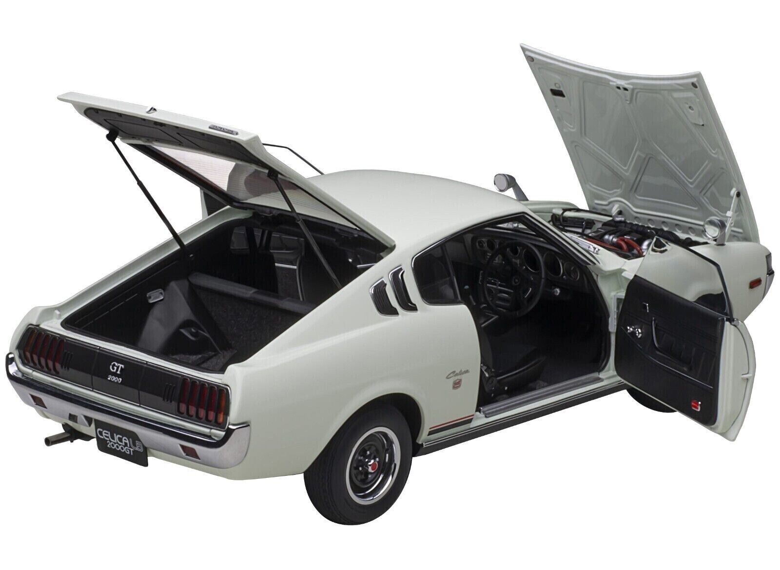 1/18 Toyota Celica Liftback 2000GT (RA25) RHD 1973 White 1/18 Toyota Celica Liftback 2000GT (RA25) RHD 1973 White