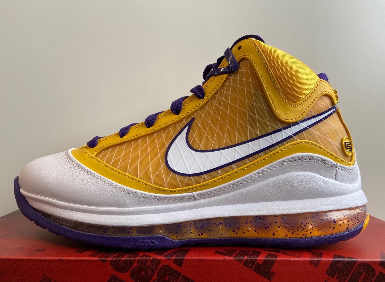NIKE ナイキ LEBRON 7 QS \