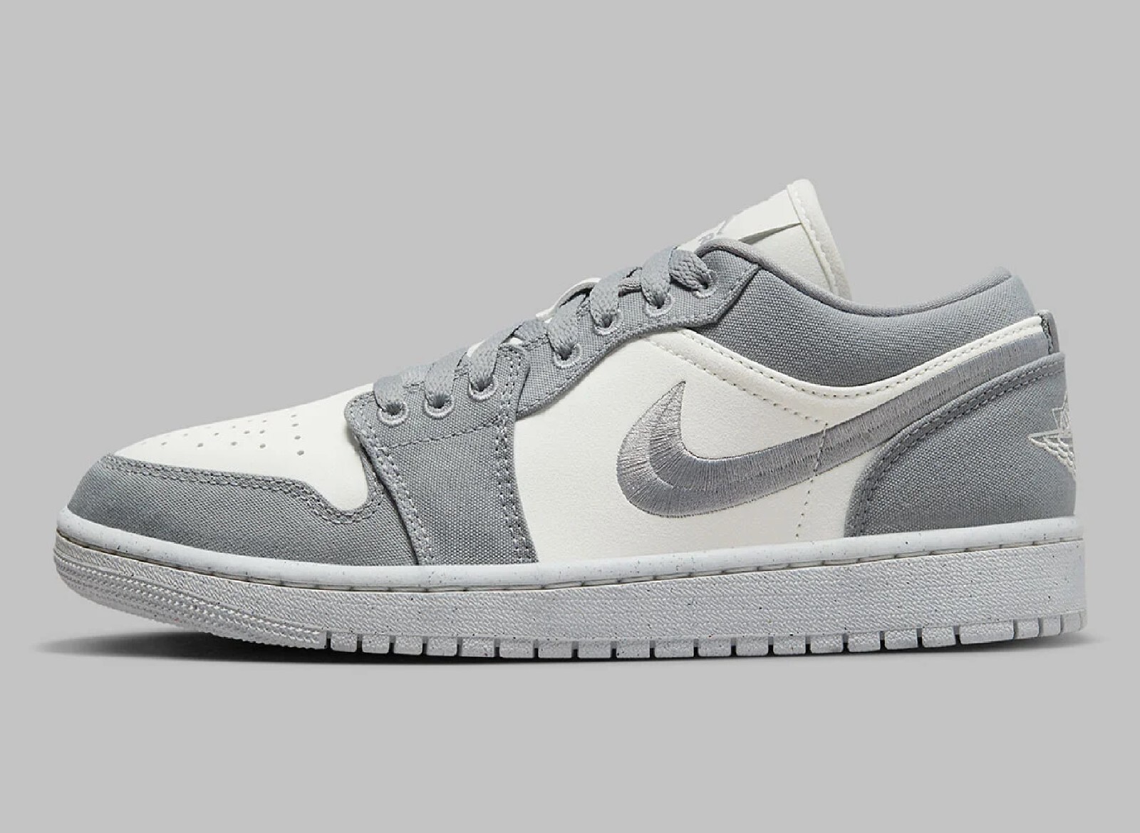 

[DV0426-012] Женские кроссовки Air Jordan 1 Low SE светло-стального серого цвета *НОВИНКА*, Серый, Air Jordan 1 Low SE