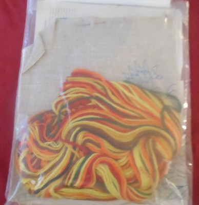 FAMILY CIRCLE VINTAGE CREWEL KIT SUNSHINE BASKET PICTURE or PILLOW TOP 14