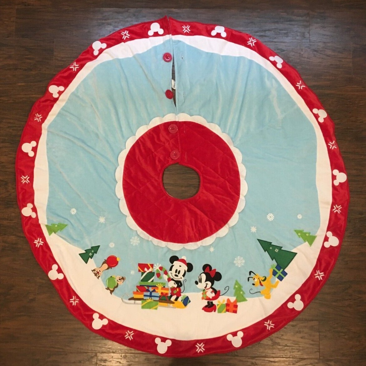 Disney Store Mickey and Friends Christmas Tree Skirt - Impossible to find