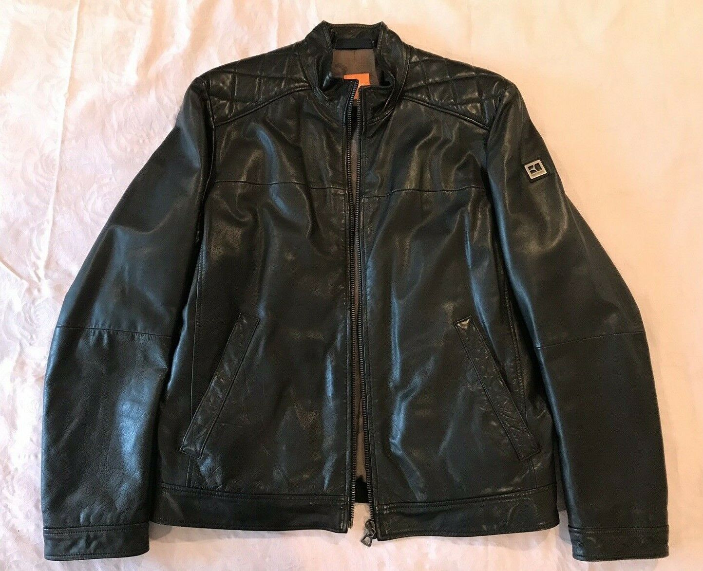 Hugo Boss Orange Men's size M Black Lined Padded Leather Hugo Boss Orange Men's size M Black Lined Padded Leather