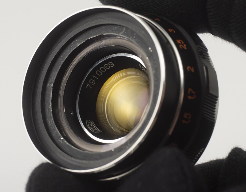 HELIOS 89 F/1.9 30mm LENS AKA Konica EYE HEXANON ADAPTED m39