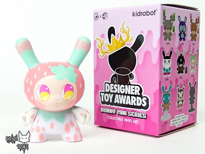 Strawberry Mango by So Youn Lee - Kidrobot Designer Toy Awards DTA - 3'' Dunny