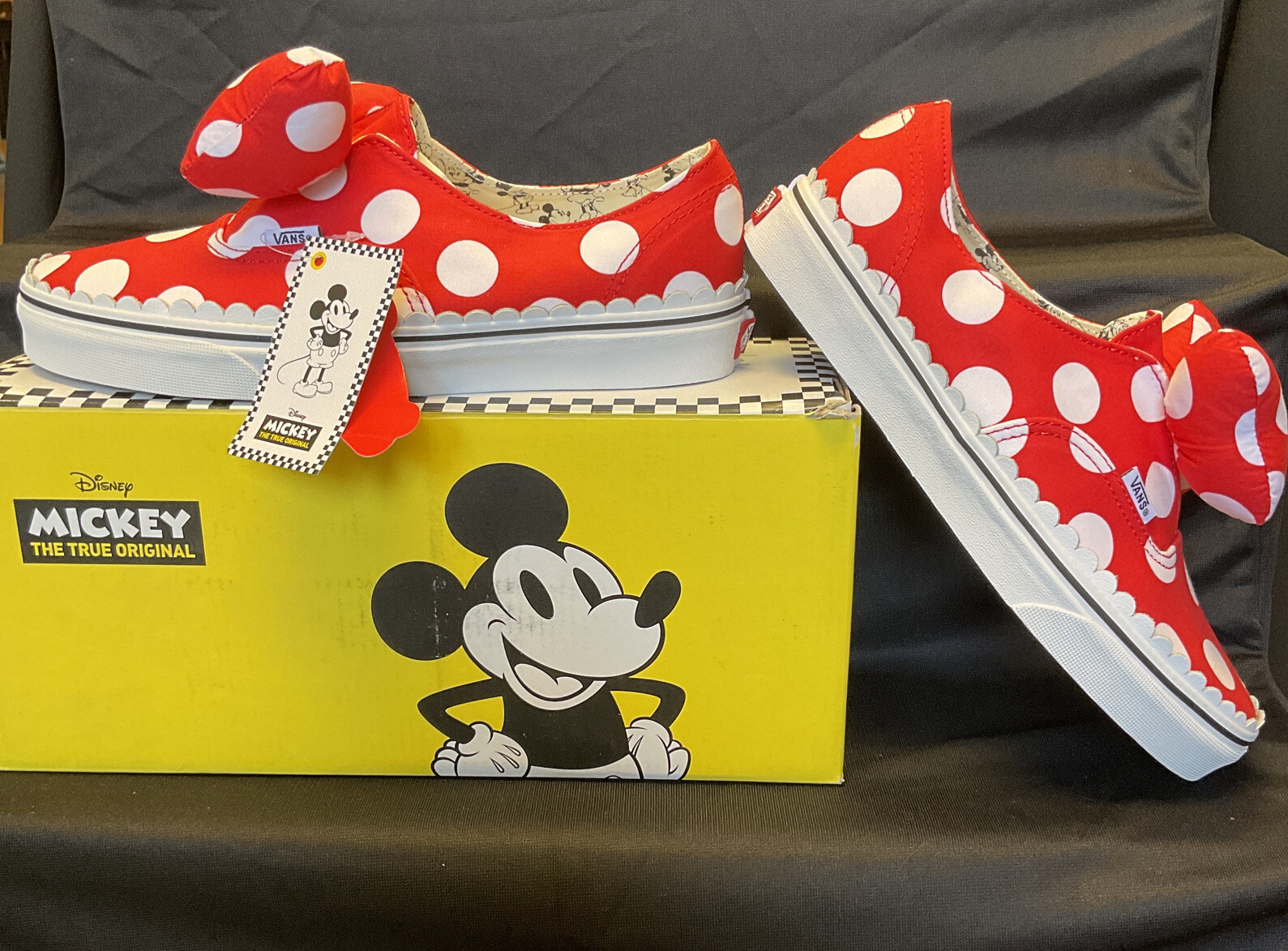 vans authentic gore minnie