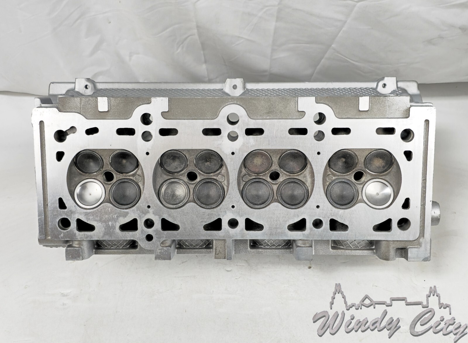 ② キャッスル　2.3.4.5 1995-2000 2.4L CHRYSLER DOHC REMANUFACUTRED CYLINDER HEAD
