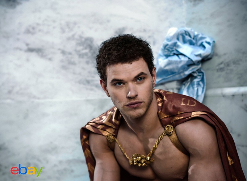Photo Les Immortels - Kellan Lutz Ref (Lut17120141)