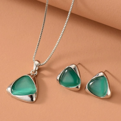 Womens Necklace Earrings Set Green Pendant Stud Stainless Steel Fashion Jewelery