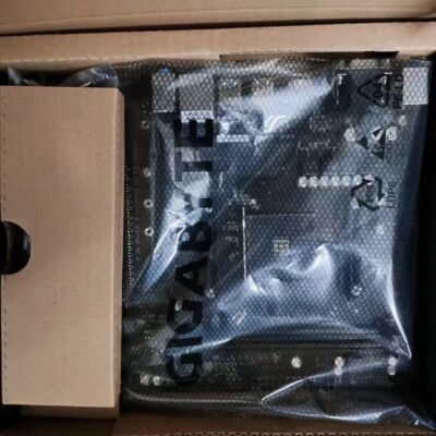 Gigabyte GA-A320M-S2H supports the first to fifth generations of the Ruilong