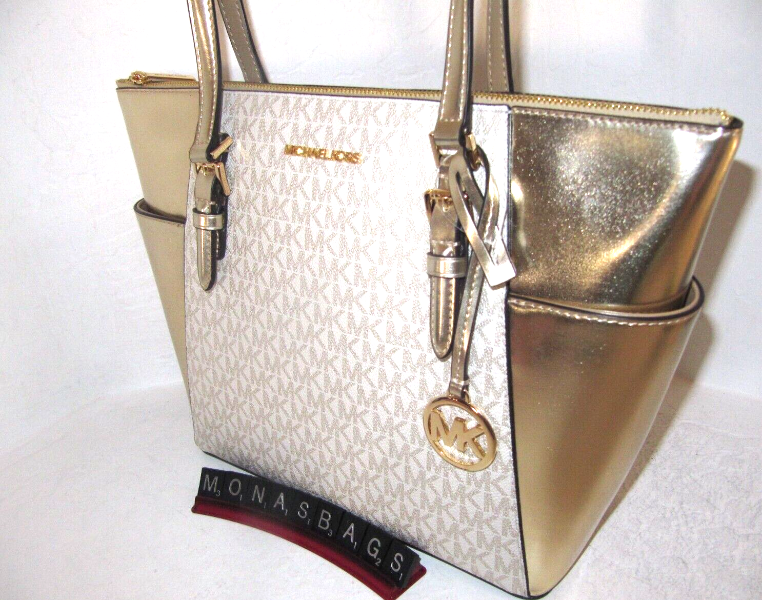 Michael Kors【最終セール】Westley Large Top Zip Chain バッグ Michael Michael Kors Charlotte Large Logo and Leather Top