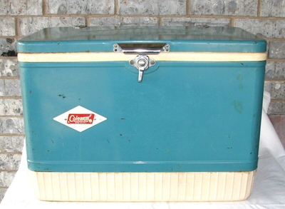 Vintage 1960 s Diamond Coleman Aqua Turquoise Metal Cooler 13